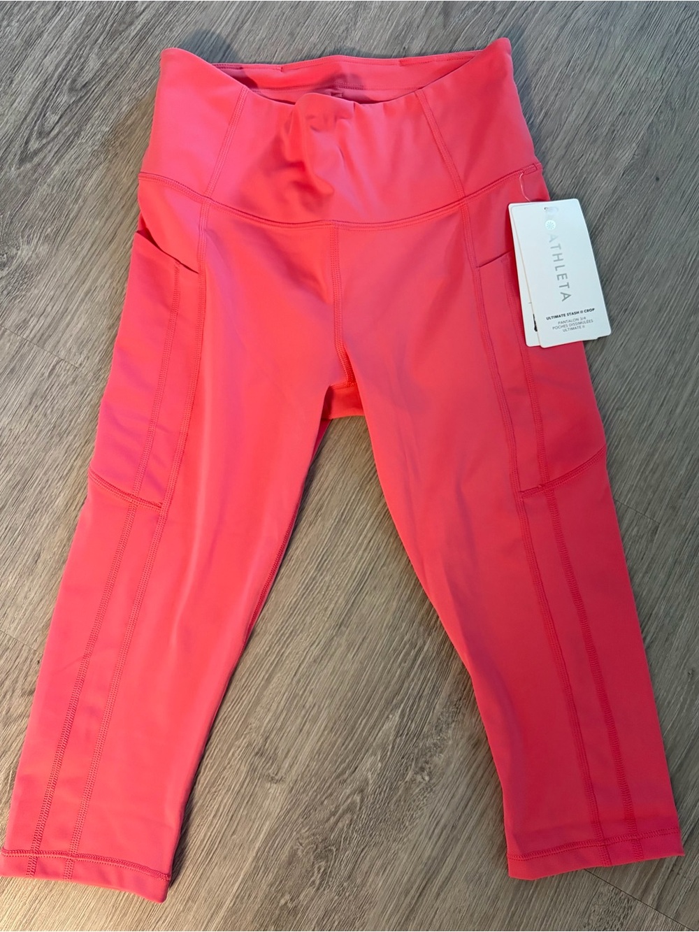 Athleta Ultimate Stash II Crop leggings in Coral Petal- NWT